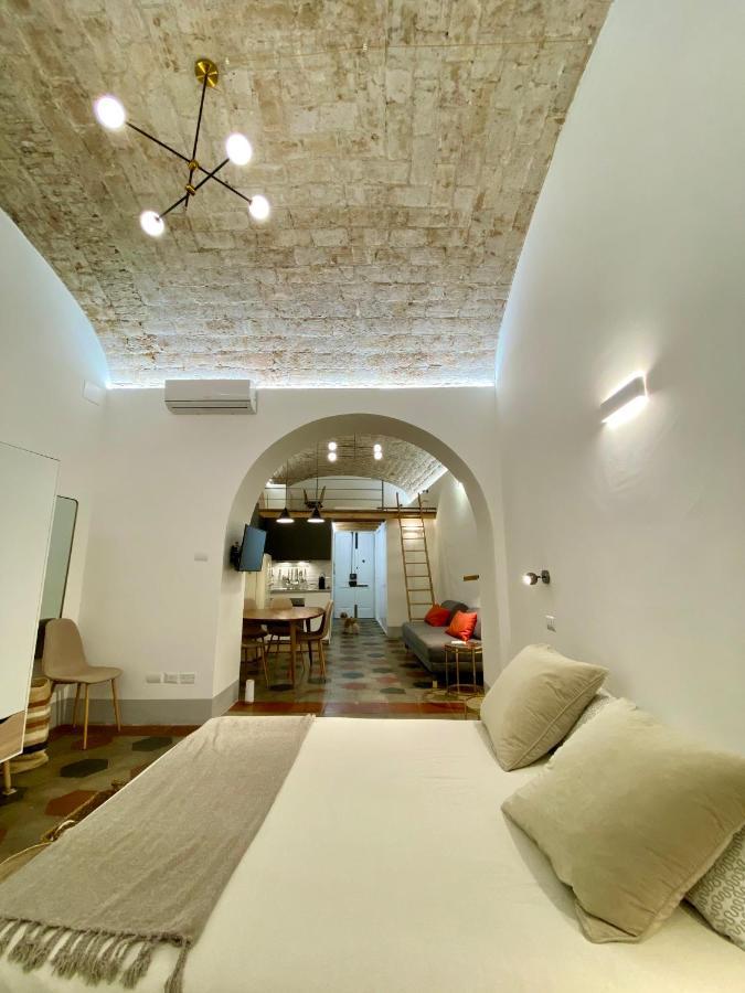 דירות רומא Nice Downtown Loft מראה חיצוני תמונה