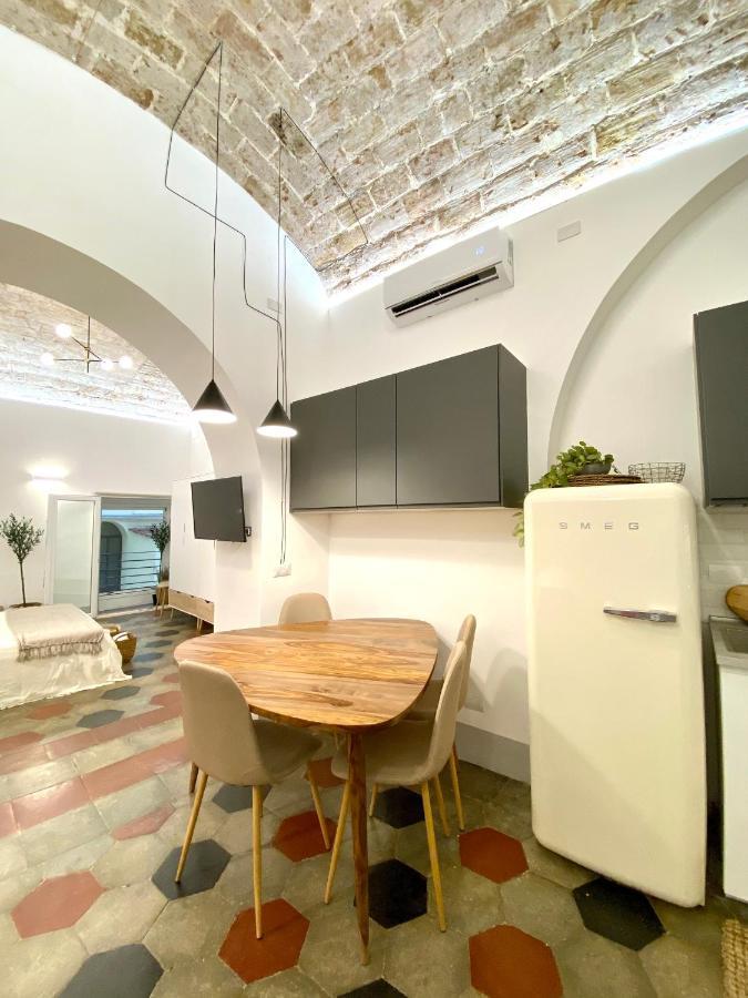 דירות רומא Nice Downtown Loft מראה חיצוני תמונה