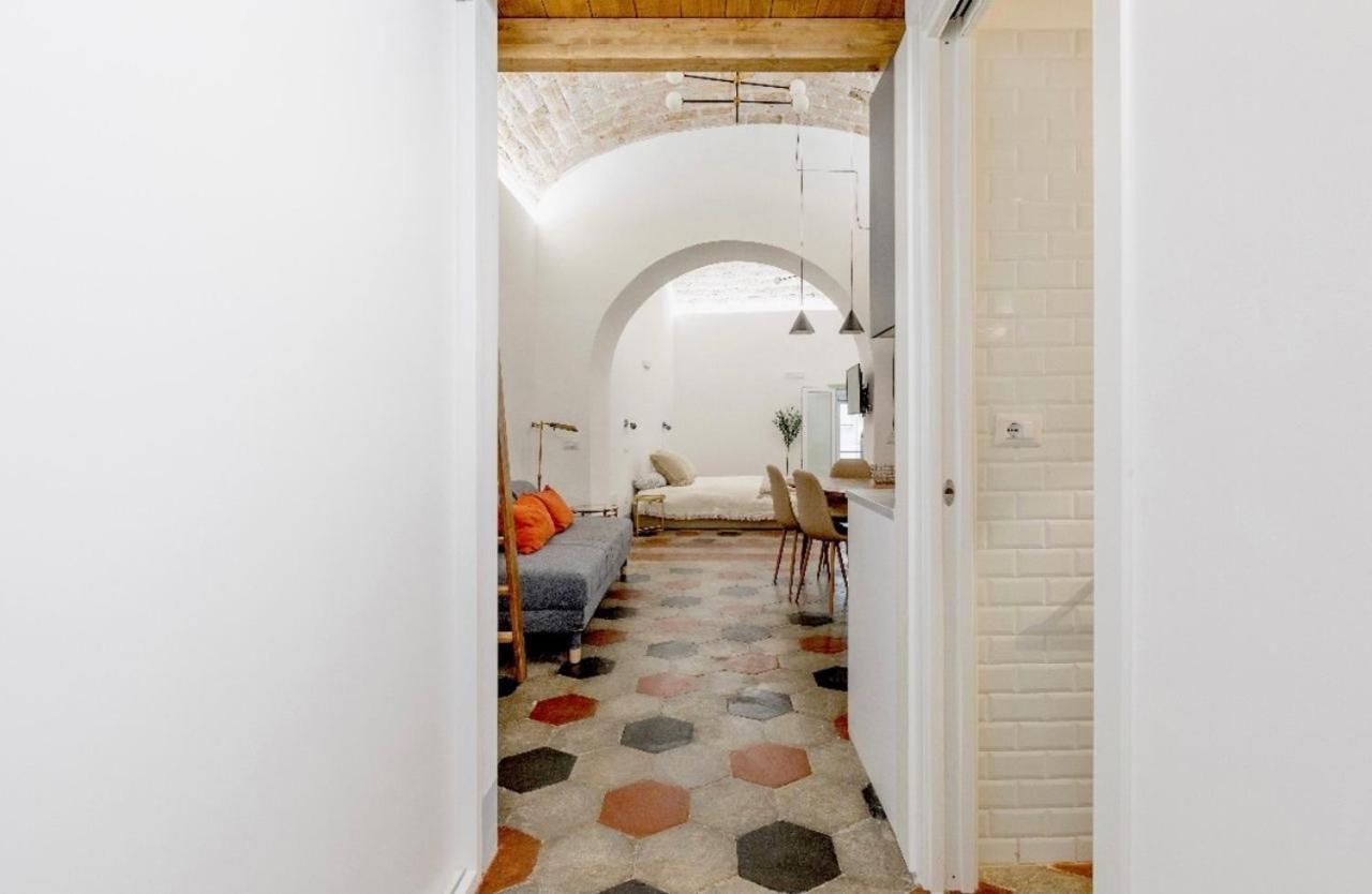 דירות רומא Nice Downtown Loft מראה חיצוני תמונה