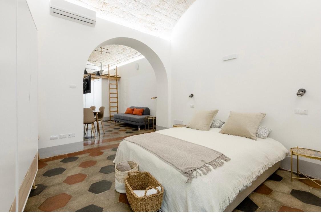 דירות רומא Nice Downtown Loft מראה חיצוני תמונה
